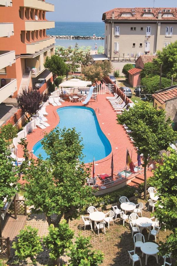 Hotel Rosalba - Valentini Family Village Bellaria-Igea Marina Zewnętrze zdjęcie