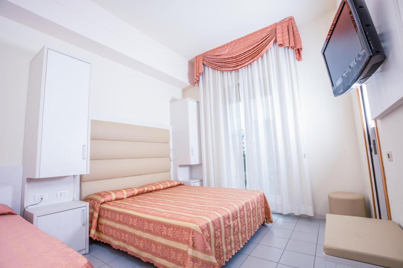 Hotel Rosalba - Valentini Family Village Bellaria-Igea Marina Zewnętrze zdjęcie