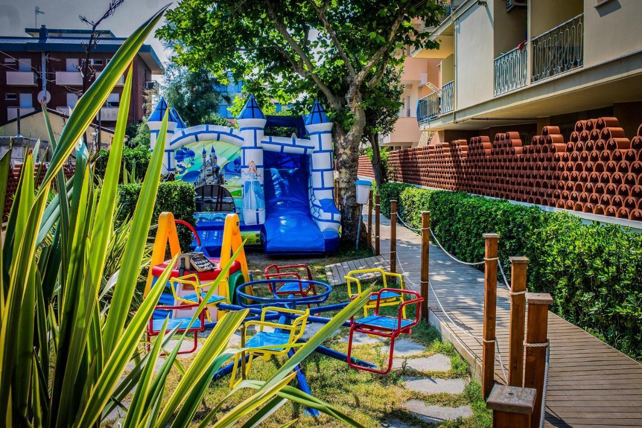 Hotel Rosalba - Valentini Family Village Bellaria-Igea Marina Zewnętrze zdjęcie