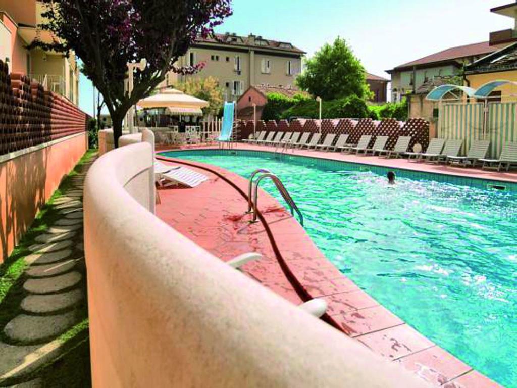 Hotel Rosalba - Valentini Family Village Bellaria-Igea Marina Zewnętrze zdjęcie